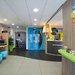 First Paris Sud Hotel 2*