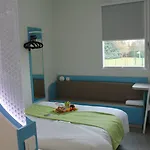 Hotel First Paris Sud