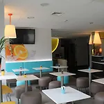 First Paris Sud