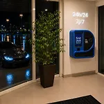 First Paris Sud Hotel 2*