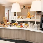 Hotel First Paris Sud 2*