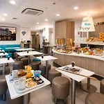 First Paris Sud Hotel Les Ulis