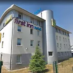 Hotel First Paris Sud