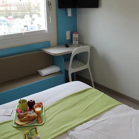 First Paris Sud Hotel Les Ulis