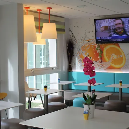 First Paris Sud Hotel Les Ulis