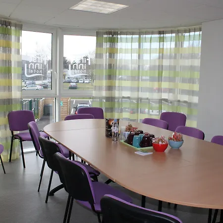 First Paris Sud Hotel
