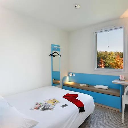 Hotel First Paris Sud 2*