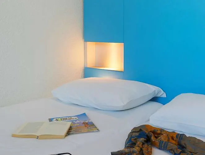 First Paris Sud Hotel Les Ulis